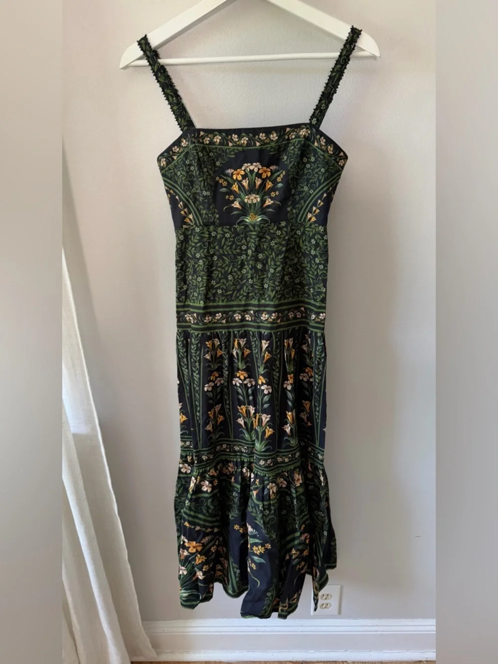 FARM Rio Flowers Arch Back Sleeveless Maxi Sundress - Picture 2 of 7